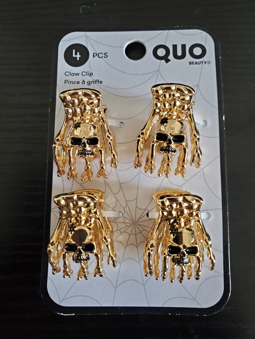 QUO Beauty Gold Skull Hand Claw Clips - Set of 4